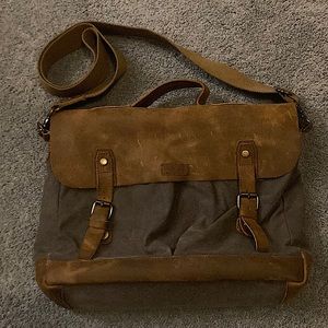 Vaschy Messanger Bag Distressed Leather and Canvas